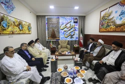 دیدار یادگار شهید محراب با سرپرست حجاج ایرانی درمکه 3