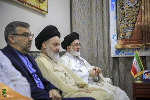 دیدار یادگار شهید محراب با سرپرست حجاج ایرانی درمکه 6