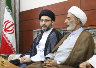دیدار یادگار شهید محراب با سرپرست حجاج ایرانی درمکه 8