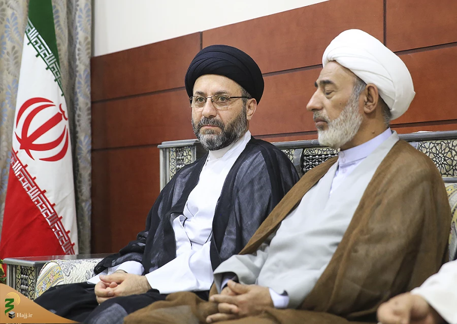 دیدار یادگار شهید محراب با سرپرست حجاج ایرانی درمکه 8