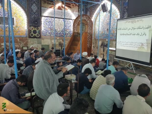 نوای روح بخش دعای کمیل در خیمه گاه حسینی

مراسم باشکوه دعای کمیل با حضور پرشور زائران اباعبدالله الحسین(ع) در خیمه گاه حسینی برگزار شد. 3