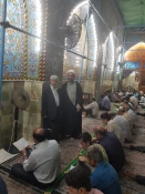نوای روح بخش دعای کمیل در خیمه گاه حسینی

مراسم باشکوه دعای کمیل با حضور پرشور زائران اباعبدالله الحسین(ع) در خیمه گاه حسینی برگزار شد. 7