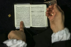 زمزمه دعای کمیل  راهیان عرفات در جوار بیت الله الحرام - گزارش تصویری  6