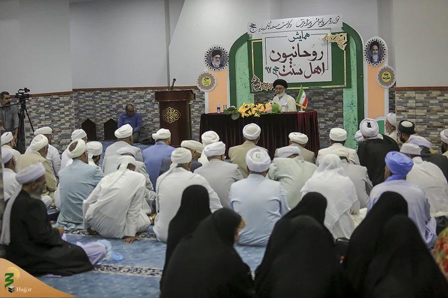 حجت‌الاسلام ‌والمسلمین قاضی عسکر:

حج فرصت بسیارخوبی برای آشنا کردن مردم با حقایق اسلام است
 2