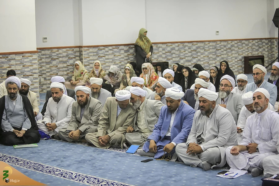 حجت‌الاسلام ‌والمسلمین قاضی عسکر:

حج فرصت بسیارخوبی برای آشنا کردن مردم با حقایق اسلام است
 11