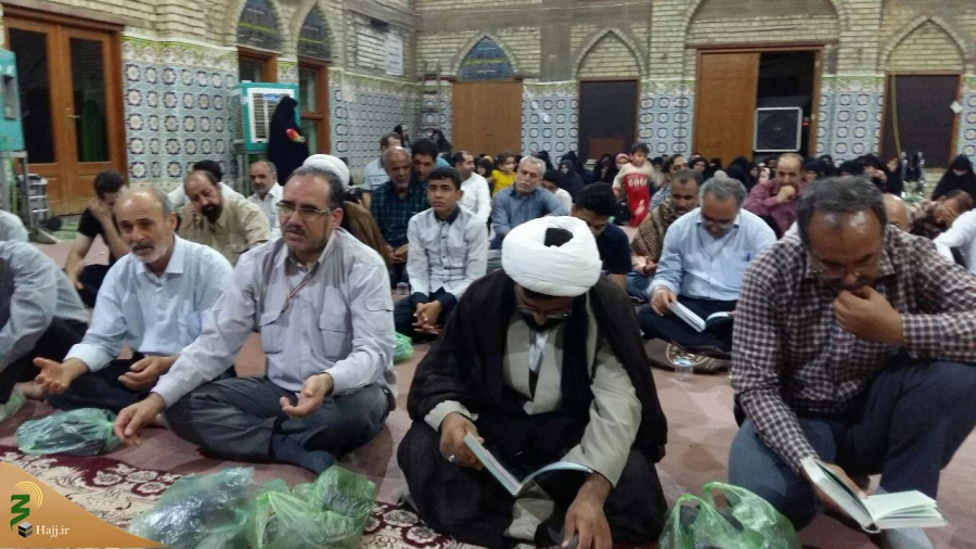 برگزاری دعای کمیل در جوار مرقد کاظمین (ع)

با حضور مسئول بعثه مقام معظم رهبری در کاظمین، مسئول و کارکنان ستاد شمسا و  کارکنان حج و زیارت در کاظمین و جمعی از زائران مشتاق ایرانی دعای پرفیض کمیل در جوار حرم امامین کاظمین در حسینیه حیدریه برگزار شد. 4
