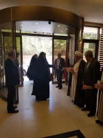 استقبال باشکوه از ورود اولین کاروان دانشگاهی به کربلا 

اولین کاروان دانشگاهیان در نوزدهمین دوره در بدو ورود به کربلا مورد استقبال گرم مسئول بعثه مقام معظم رهبری در کربلا و دیگر مسئولان قرار گرفتند. 4