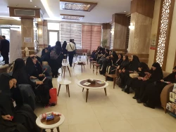 استقبال باشکوه از ورود اولین کاروان دانشگاهی به کربلا 

اولین کاروان دانشگاهیان در نوزدهمین دوره در بدو ورود به کربلا مورد استقبال گرم مسئول بعثه مقام معظم رهبری در کربلا و دیگر مسئولان قرار گرفتند. 8