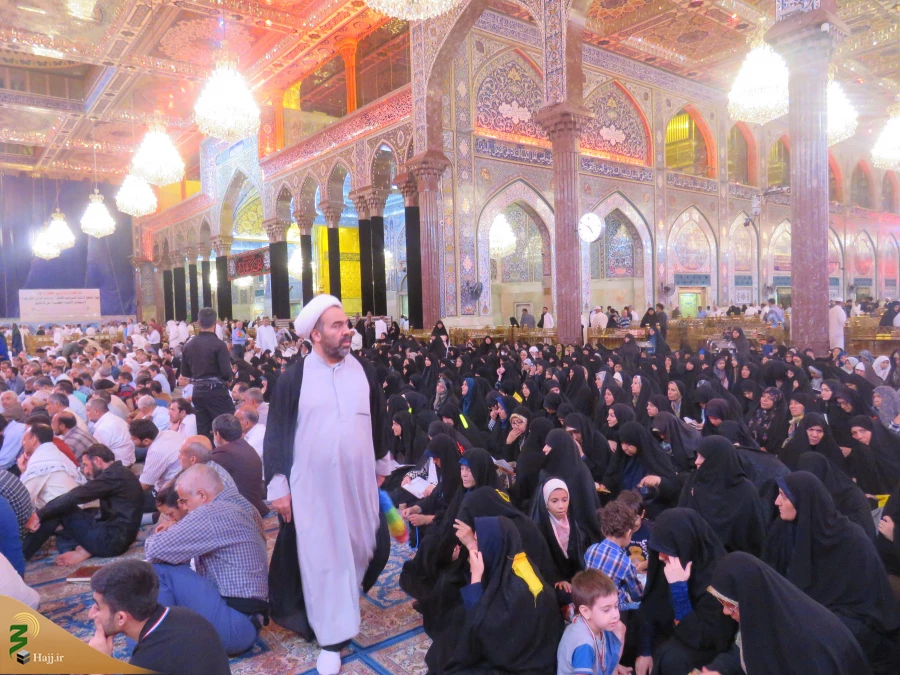 آرامش هانری کربن مسیحی با ذکر"یا باقر" و"یا صادق"

در روز شهادت جانسوز امام محمد باقر(ع)زائران ایرانی در حرم سیدالشهدا(ع)در مراسم بعثه مقام معظم رهبری حاضر شده و به سوگواری پرداختند. 5