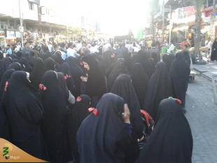 برگزاری موکب امام رضا در روز شهادت امام باقر علیه السلام در کاظمین

به مناسبت شهادت حضرت امام باقر علیهما السلام زائرین ایرانی امامین جوادین(ع) در قالب موکب امام رضا در کاظمین عزاداری کردند. 5