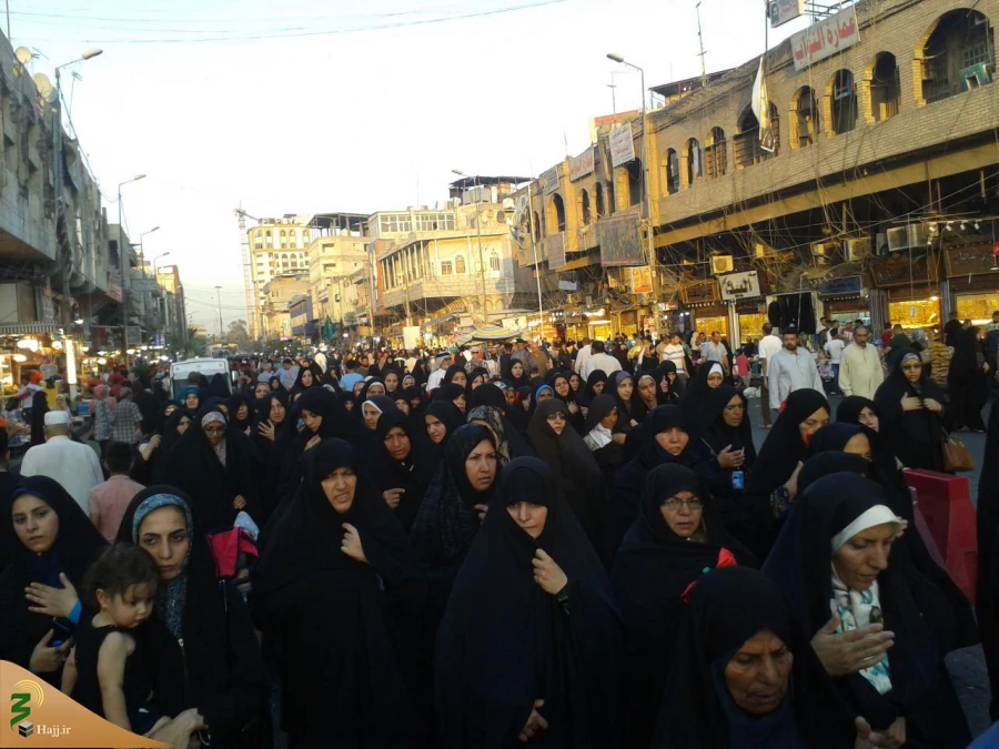 برگزاری موکب امام رضا در روز شهادت امام باقر علیه السلام در کاظمین

به مناسبت شهادت حضرت امام باقر علیهما السلام زائرین ایرانی امامین جوادین(ع) در قالب موکب امام رضا در کاظمین عزاداری کردند. 7