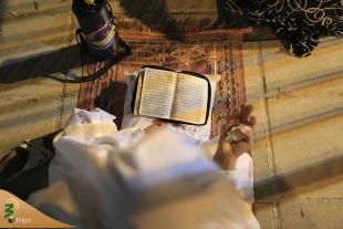 درک اسرار عرفات در شب نهم ذیحجه ؛ زائران بیت الله الحرام شب عرفه را با مناجات و دعا به صبح رساندند 14