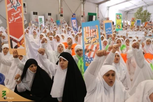 آغاز مراسم برائت از مشرکین در سرزمین عرفات 8