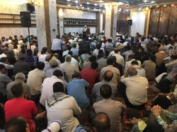 اسماعیل پسر حِزْقیل به دنیا بر مى گردد

قوم اسماعیل در حالی که او زنده بود پوست صورتش را کندند و خداوند عذاب خود را بر این قوم نازل کرد اما جناب اسماعیل از خداوند درخواست کرد مثل سیدالشهدا در زمان رجعت برگردد. 2