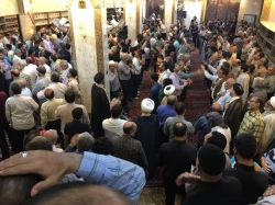 اسماعیل پسر حِزْقیل به دنیا بر مى گردد

قوم اسماعیل در حالی که او زنده بود پوست صورتش را کندند و خداوند عذاب خود را بر این قوم نازل کرد اما جناب اسماعیل از خداوند درخواست کرد مثل سیدالشهدا در زمان رجعت برگردد. 3