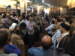 اسماعیل پسر حِزْقیل به دنیا بر مى گردد

قوم اسماعیل در حالی که او زنده بود پوست صورتش را کندند و خداوند عذاب خود را بر این قوم نازل کرد اما جناب اسماعیل از خداوند درخواست کرد مثل سیدالشهدا در زمان رجعت برگردد. 9