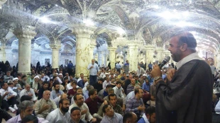 عزاداری به مناسبت شهادت حضرت امام باقر علیه السلام در حرم امیرالمومنین از سوی بعثه مقام معظم رهبری در نجف اشرف 

همزمان با هفتم ذی الحجه مجلس عزای امام باقر علیه السلام در صحن حضرت زهرا سلام الله علیها با شرکت گسترده و پر شور زائران علوی وبا حضور حجت ال