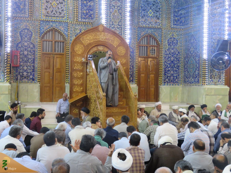 خداوند در شب و روز عرفه  اول به زوار سیدالشهدا (ع) نظر می‌کند

بزرگترین دلیل که می توان برای این روایت که خداوند متعال در شب و روز پر برکت عرفه پیش از آن‌که به حجاج صحرای عرفات نگاه کند به زوار سیدالشهدا (ع) نظر می‌کند و نظر رحمت خود را پیش از همه، مشمو