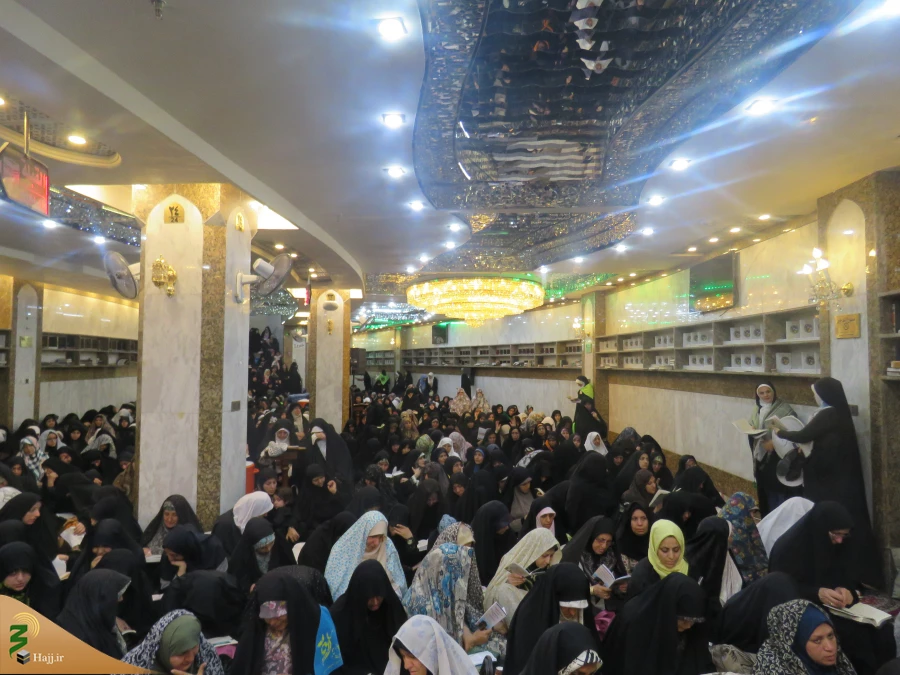 برگزاری دعای پرفیض عرفه در سرداب حرم حضرت عباس(ع)

دعای عرفه امام حسین علیه السلام با حضور جمع کثیری از زائران و نماینده بعثه مقام معظم رهبری در سرداب حرم حضرت عباس(ع)برگزار شد. 9