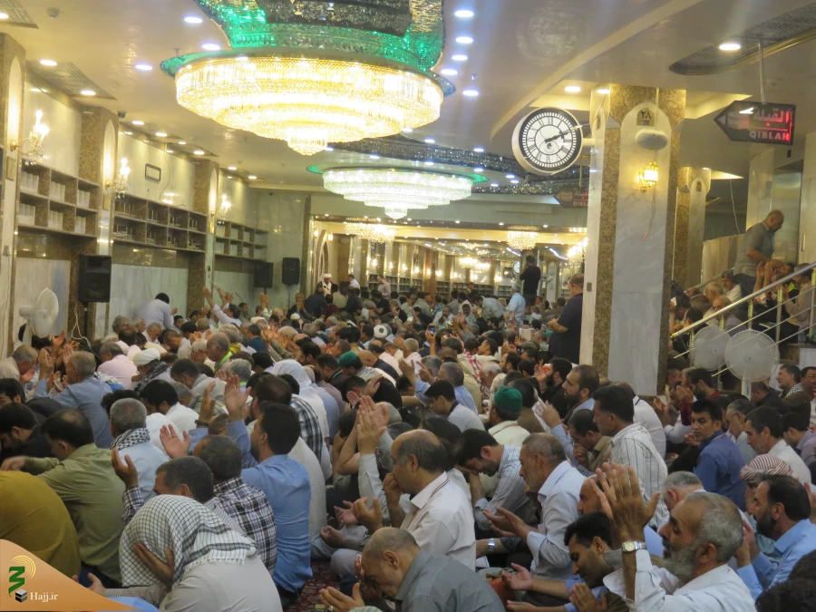 برگزاری دعای پرفیض عرفه در سرداب حرم حضرت عباس(ع)

دعای عرفه امام حسین علیه السلام با حضور جمع کثیری از زائران و نماینده بعثه مقام معظم رهبری در سرداب حرم حضرت عباس(ع)برگزار شد. 11