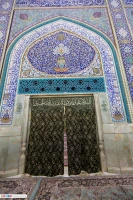 دربهای ورودى به حرم مطهر حسینی-گزارش تصویری

 2