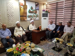دیدار کارگزاران عتبات عالیات باحجه الاسلام والمسلمین نجفی روحانی-'گزارش تصویری

به مناسبت روز عیدسعید قربان جلسه دیدار کارگزاران عتبات عالیات( بعثه مقام معظم رهبری،حج وزیارت وستاد شمسا)باحجه الاسلام والمسلمین نجفی روحانی دردفتر بعثه مقام معظم رهبری در ک