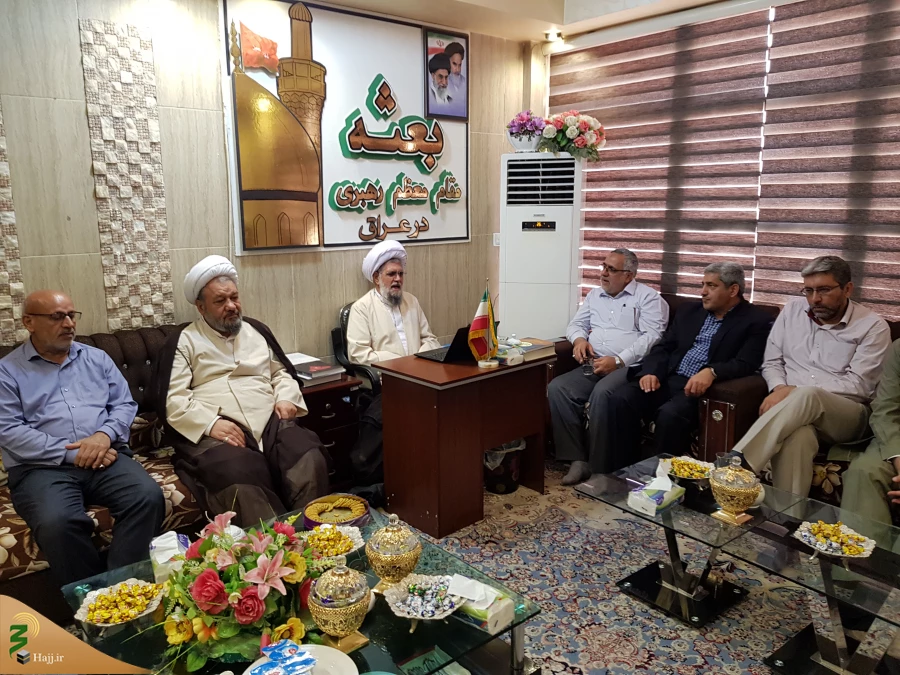 دیدار کارگزاران عتبات عالیات باحجه الاسلام والمسلمین نجفی روحانی-'گزارش تصویری

به مناسبت روز عیدسعید قربان جلسه دیدار کارگزاران عتبات عالیات( بعثه مقام معظم رهبری،حج وزیارت وستاد شمسا)باحجه الاسلام والمسلمین نجفی روحانی دردفتر بعثه مقام معظم رهبری در ک