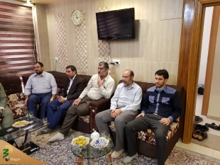 دیدار کارگزاران عتبات عالیات باحجه الاسلام والمسلمین نجفی روحانی-'گزارش تصویری

به مناسبت روز عیدسعید قربان جلسه دیدار کارگزاران عتبات عالیات( بعثه مقام معظم رهبری،حج وزیارت وستاد شمسا)باحجه الاسلام والمسلمین نجفی روحانی دردفتر بعثه مقام معظم رهبری در ک