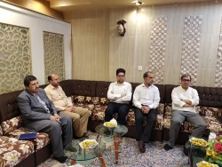 دیدار کارگزاران عتبات عالیات باحجه الاسلام والمسلمین نجفی روحانی-'گزارش تصویری

به مناسبت روز عیدسعید قربان جلسه دیدار کارگزاران عتبات عالیات( بعثه مقام معظم رهبری،حج وزیارت وستاد شمسا)باحجه الاسلام والمسلمین نجفی روحانی دردفتر بعثه مقام معظم رهبری در ک