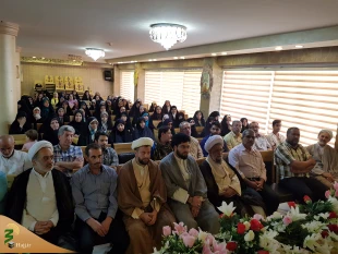 دانشجویان زایرکربلا دانشگاهها را به عطرفرهنگ حسینی خوشبو می کنند

مسئول دفترنمایندگی بعثه مقام معظم رهبری درعراق از دانشجویان خواست خود را دراین سفر بیمه  معنوی کنند وعطر فرهنگ حسینی را دردانشگاهها منتشر نمایند ودانشگاهها را با عطر فرهنگ حسینی خوشبو ساز