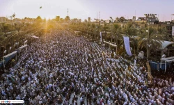 اقامه نماز عید قربان با حضور میلیونی زائرین در بین الحرمین کربلا 4