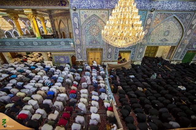اقامه نماز عید قربان با حضور میلیونی زائرین در بین الحرمین کربلا 8