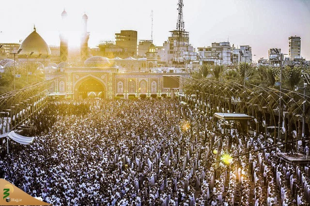 اقامه نماز عید قربان با حضور میلیونی زائرین در بین الحرمین کربلا 17
