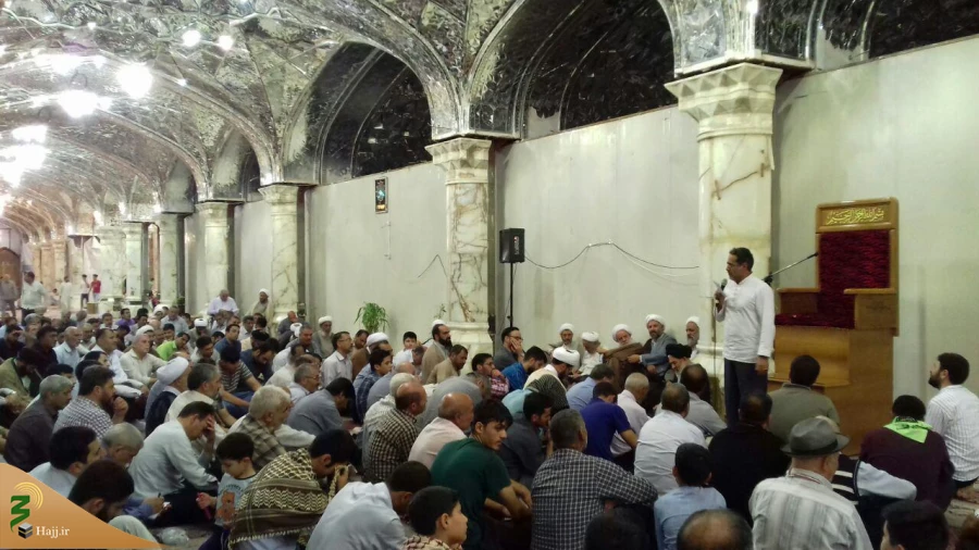 برگزاری جشن عید قربان درنجف اشرف

برگزاری مراسم جشن به مناسبت عید قربان ازسوی  بعثه مقام معظم رهبری درنجف اشرف در حرم امیرمومنان  2