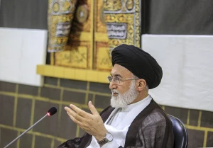 حجت‌الاسلام‌والمسلمین قاضی‌عسکر:

برنامه‌های تلاوت قرآن تا پایان سفر حج ادامه یابد