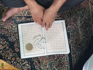ندای لبیک یا حسین (ع) طنین انداز خیمه گاه حسینی شد

زائران ایرانی حاضر درکربلای معلی با حضور در خیمه‌گاه حسینی و برپایی دعای ملکوتی و  باشکوه کمیل ندای لبیک یا حسین(ع) سر دادند. 2