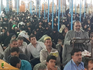 ندای لبیک یا حسین (ع) طنین انداز خیمه گاه حسینی شد

زائران ایرانی حاضر درکربلای معلی با حضور در خیمه‌گاه حسینی و برپایی دعای ملکوتی و  باشکوه کمیل ندای لبیک یا حسین(ع) سر دادند. 2