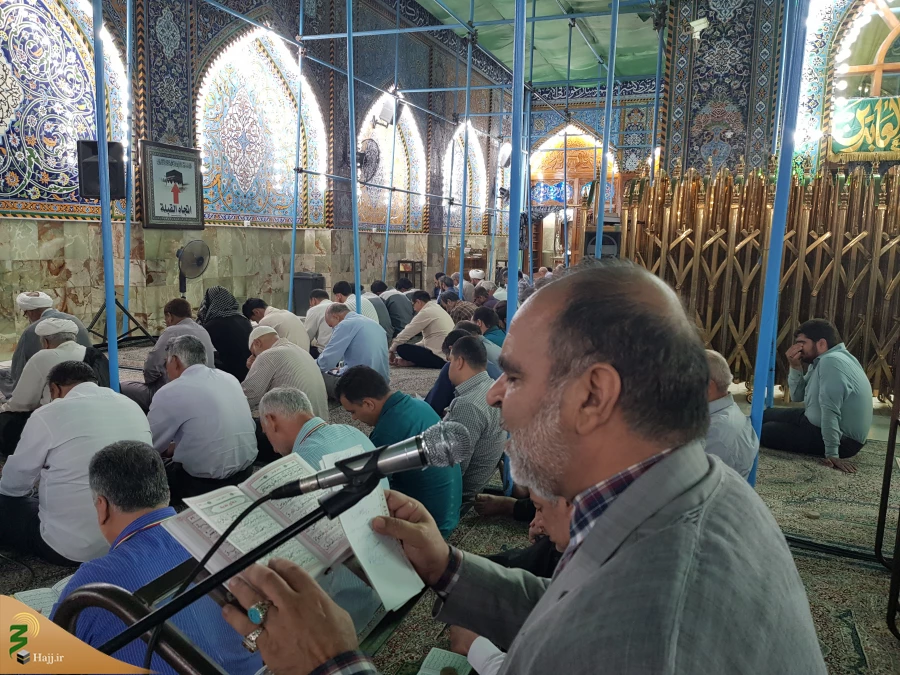 طنین نغمه های دعای ندبه در خیمـه‌گاه کربلا/عکس

زمزمه های دعای ندبه صبح جمعه این هفته نیز در خیمه گاه امام حسین(علیه السلام) طنین انداز شد و زائران و مجاوران سیدالشهدا به نجوای عارفانه و عاشقانه پرداختند. 2