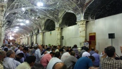 برگزاری مراسم پرفیض دعای کمیل در حرم امیرمومنان 

دعای کمیل این هفته با حضور پر شور زائران حرم علوی در صحن حضرت زهرا علیها سلام برگزار گردید. 3
