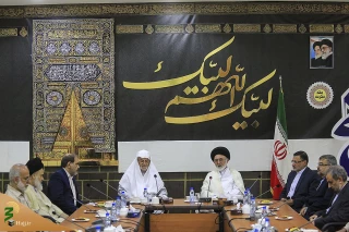 وزير الخارجية العراقي يلتقي أمير الحجاج الايرانيين