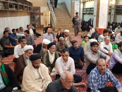 سفر زیارتی باسفرسیاحتی فرق اساسی دارد

خطیب بعثه مقام معظم رهبری در کربلا در جمع زائرین ایرانی در سرداب حرم حضرت عباس(ع)گفت:سفرسیاحتی دیدار در ودیوار وآثارباستانی ودیدار مردم وفضای طبیعی است، ولی سفرزیارتی براساس آموزه های قرآن وعترت علیهم السلام باید ه