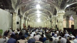 سخنرانی نجف ذکر فضائل حضرت علی(ع)

مراسم معنوی بعثه مقام معظم رهبری در حرم حضرت امیرالمومنین علی علیه السلام دریای ارادتمندی عشاقی بود که با اشک چشم خویش بر مظلومیت مولا و اهلبیت مظلوم و بزرگوارش گریستند. 6