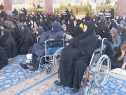 حضرت محمد(ص)فرمودند:هرگاه گرفتارشدید به این چهار نفرمراجعه کنید

خطیب بعثه مقام معظم رهبری در کربلا در جمع زائرین ایرانی در حرم امام حسین(ع) حضرت محمد(ص) فرمود:هرگاه گرفتارشدید برای گره گشایی به یکی از چهار نفر رو بزنید: عرب شریف، غیرعرب کریم، حامل قرآن