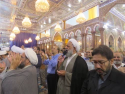 حضرت محمد(ص)فرمودند:هرگاه گرفتارشدید به این چهار نفرمراجعه کنید

خطیب بعثه مقام معظم رهبری در کربلا در جمع زائرین ایرانی در حرم امام حسین(ع) حضرت محمد(ص) فرمود:هرگاه گرفتارشدید برای گره گشایی به یکی از چهار نفر رو بزنید: عرب شریف، غیرعرب کریم، حامل قرآن
