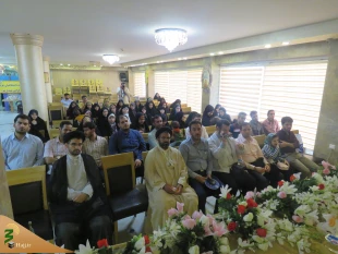 کسی که زیرپرچم ولایت  حرکت کند  عاقبت به خیر می شود

مسئول دفترنمایندگی بعثه مقام معظم رهبری درعراق عاقبت به خیری را بهترین سرنوشت خواند وگفت:اگر کسی زیرپرچم  ولایت حرکت کند عاقبت به خیر می شودد واگر راه خود را جدا کند  در دام دشمنان اسلام خواهد افتاد و