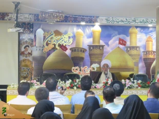 کسی که زیرپرچم ولایت  حرکت کند  عاقبت به خیر می شود

مسئول دفترنمایندگی بعثه مقام معظم رهبری درعراق عاقبت به خیری را بهترین سرنوشت خواند وگفت:اگر کسی زیرپرچم  ولایت حرکت کند عاقبت به خیر می شودد واگر راه خود را جدا کند  در دام دشمنان اسلام خواهد افتاد و
