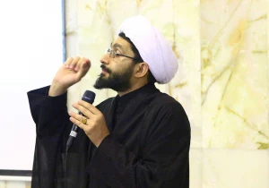 دانشجویان زائر بافضائل و تاریخ زندگانی امیر المؤمنین آشنا می شوند