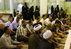 دانشجویان زائر بافضائل وتاریخ زندگانی امیر المؤمنین آشنا میشوند

کاروانهای دانشجویی در نجف اشرف باحضور در مرقد صافی صفای یمانی از برنامه روایتگری مصور از کعبه تا کوثر بهره مند میشوند. 6