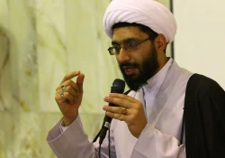 دانشجویان زائر بافضائل وتاریخ زندگانی امیر المؤمنین آشنا میشوند

کاروانهای دانشجویی در نجف اشرف باحضور در مرقد صافی صفای یمانی از برنامه روایتگری مصور از کعبه تا کوثر بهره مند میشوند. 7