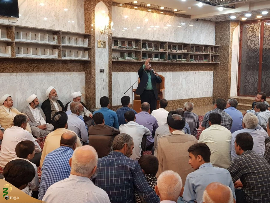 مادر حضرت امام هادی(ع) جناب سمانه مغربیه است

خطیب بعثه مقام معظم رهبری در کربلا در جمع زائرین ایرانی در سرداب حرم حضرت عباس(ع) گفت:  شب میلاد امام هادی (ع) است به نقلی از مرحوم کلینی تولد آن حضرت در 15ذی الحجه سال 314ق اتفاق افتاده است به همین جهت به د